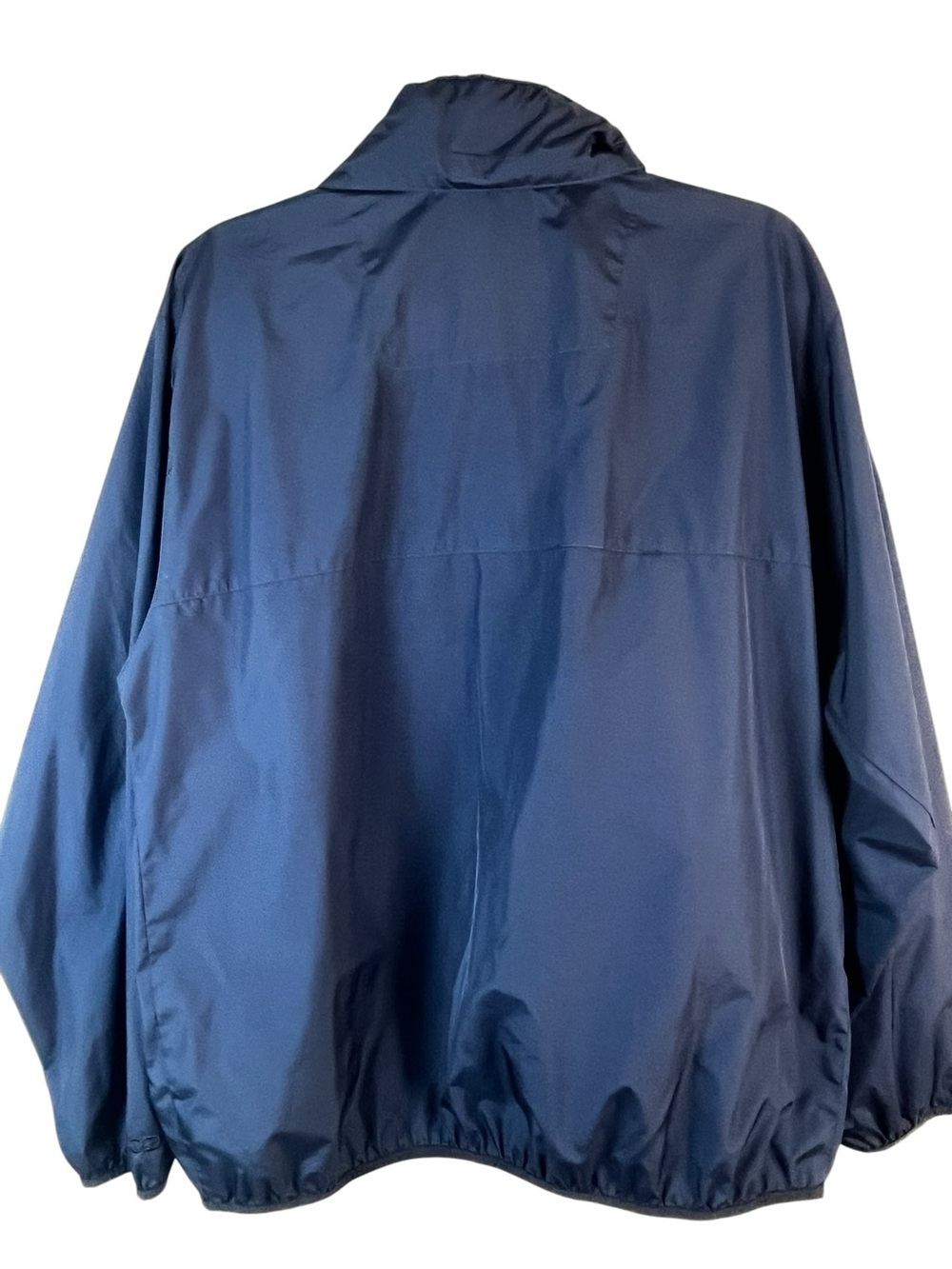 IZOD Men's Navy Windbreaker Jacket - Lightweight Water-Resistant size M. (C032) - Picture 7 of 10
